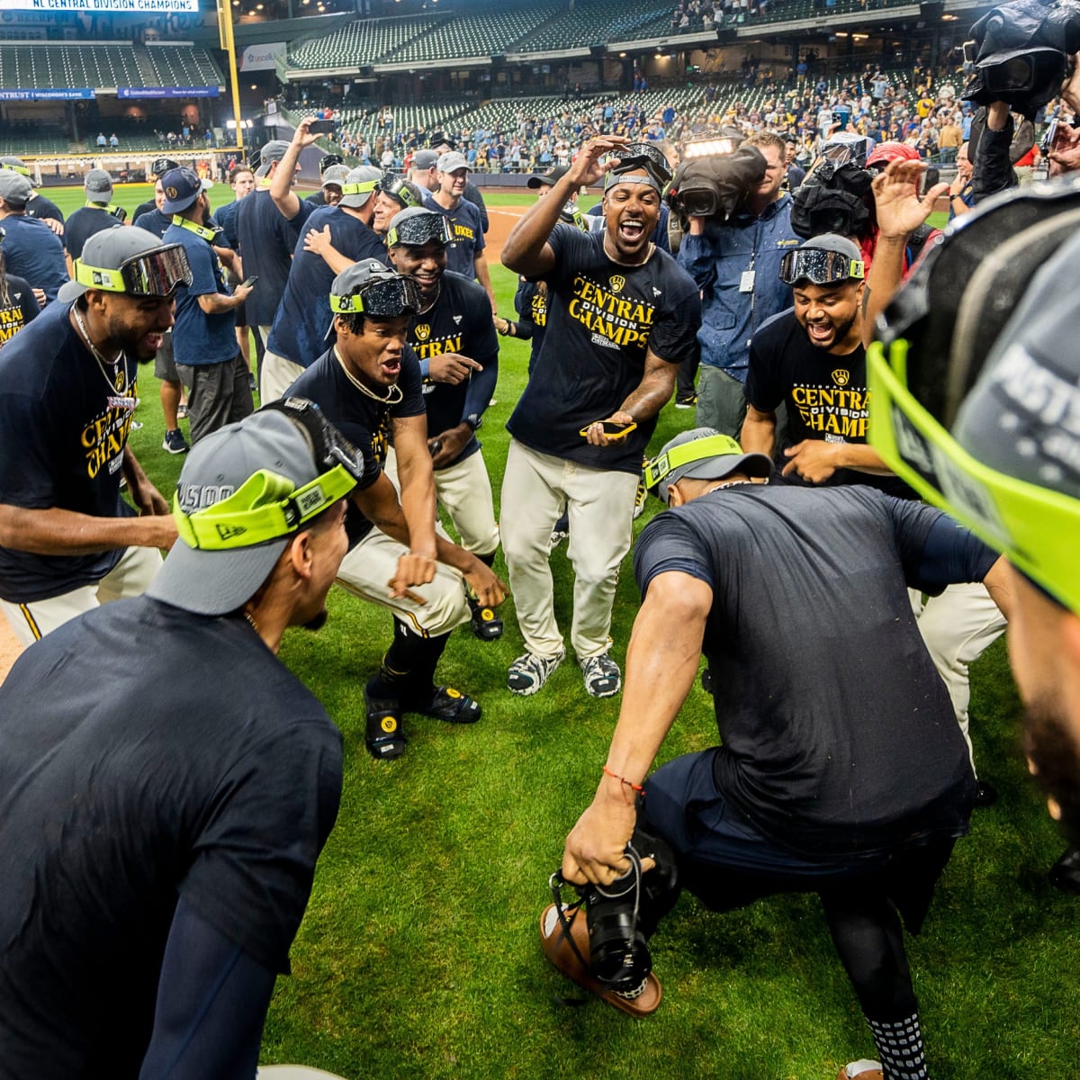 The Brew Crew Ball Weekly Mailbag is back! - BVM Sports