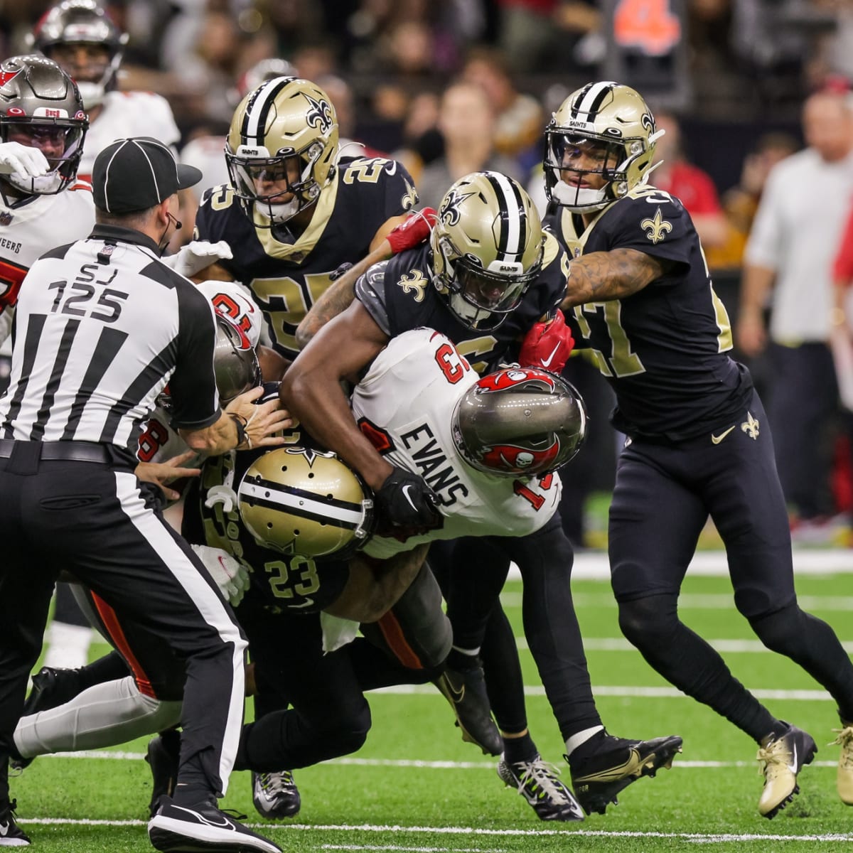 WATCH: QB Baker Mayfield hits Cade Otton for a score against the Saints