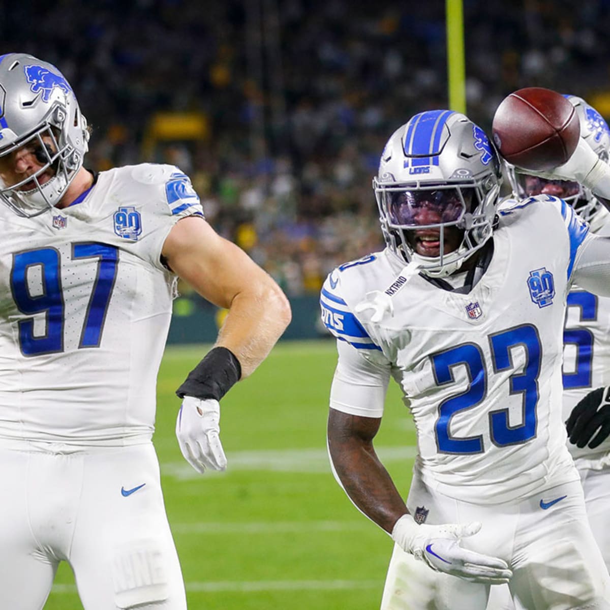 Lions News: How are the top two picks in the 2022 NFL draft currently  performing? - Pride Of Detroit