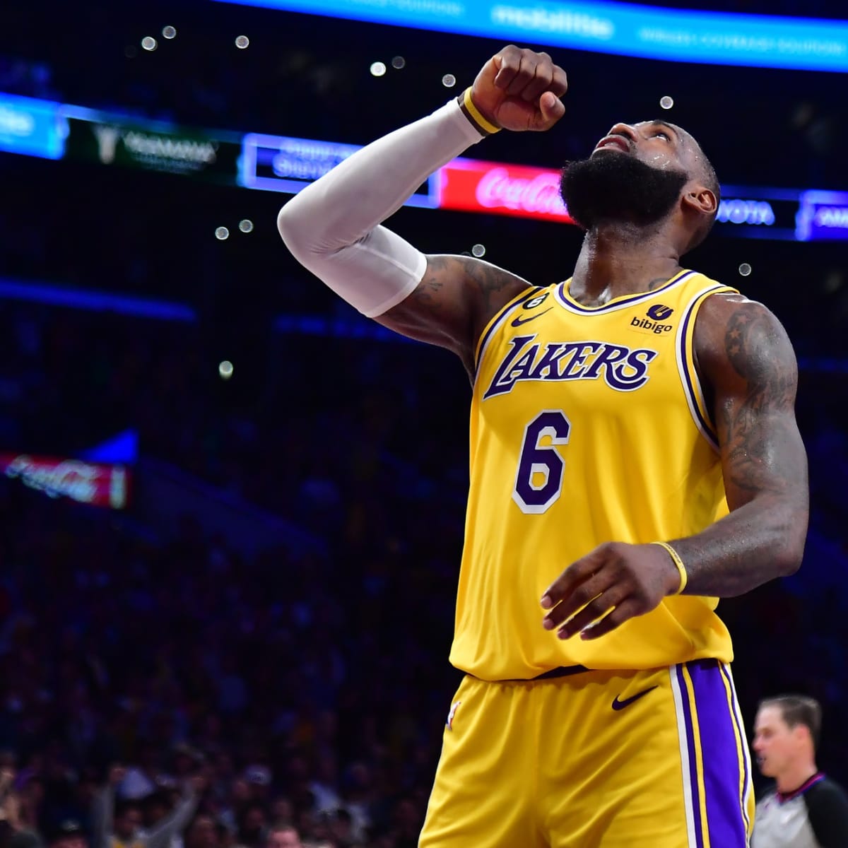 LeBron James displays perfect image via social media after Dodgers go up  2-0 on Padres - Lakers Daily