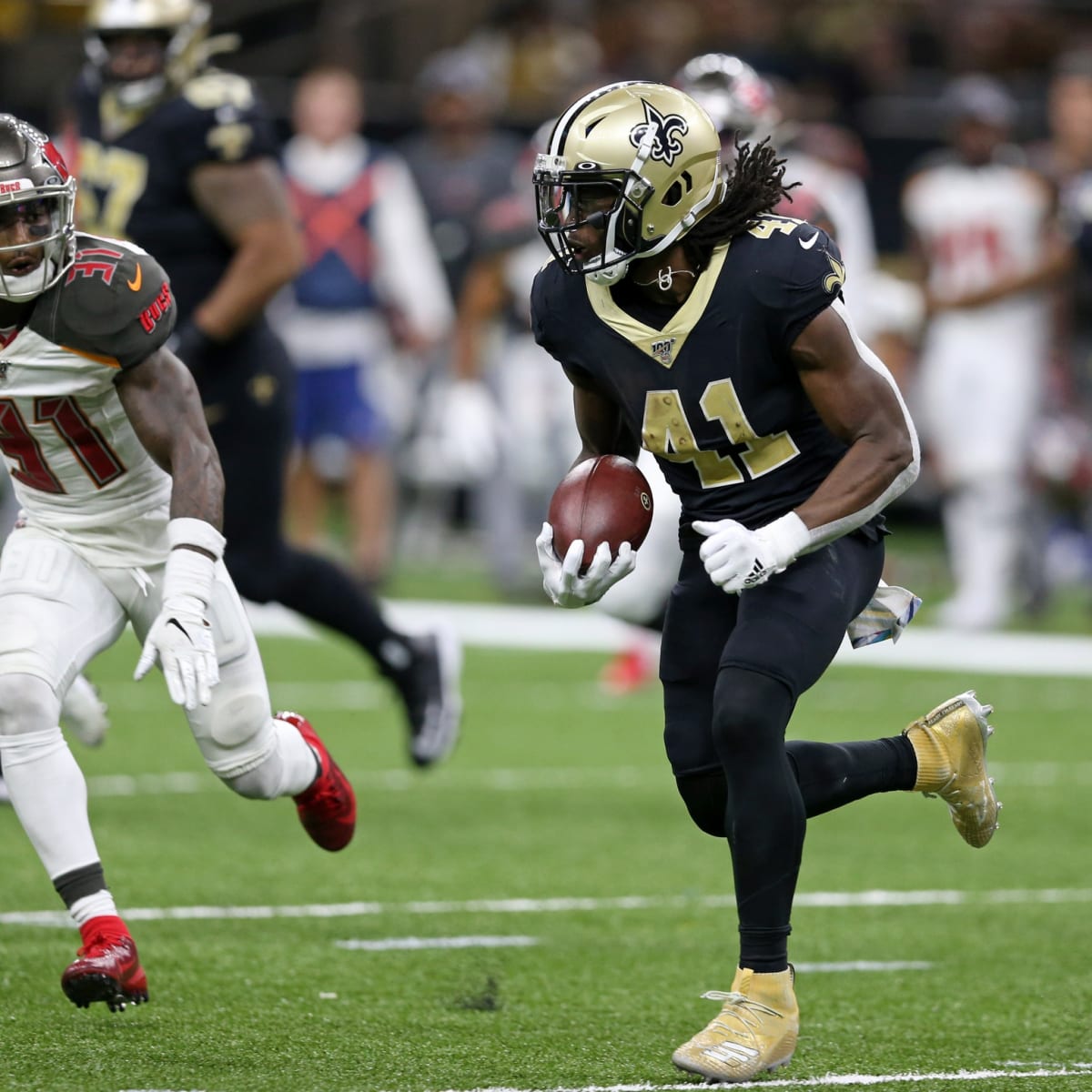 Tampa Bay Buccaneers vs New Orleans Saints free live stream, odds, TV  channel (10/1/2023) 