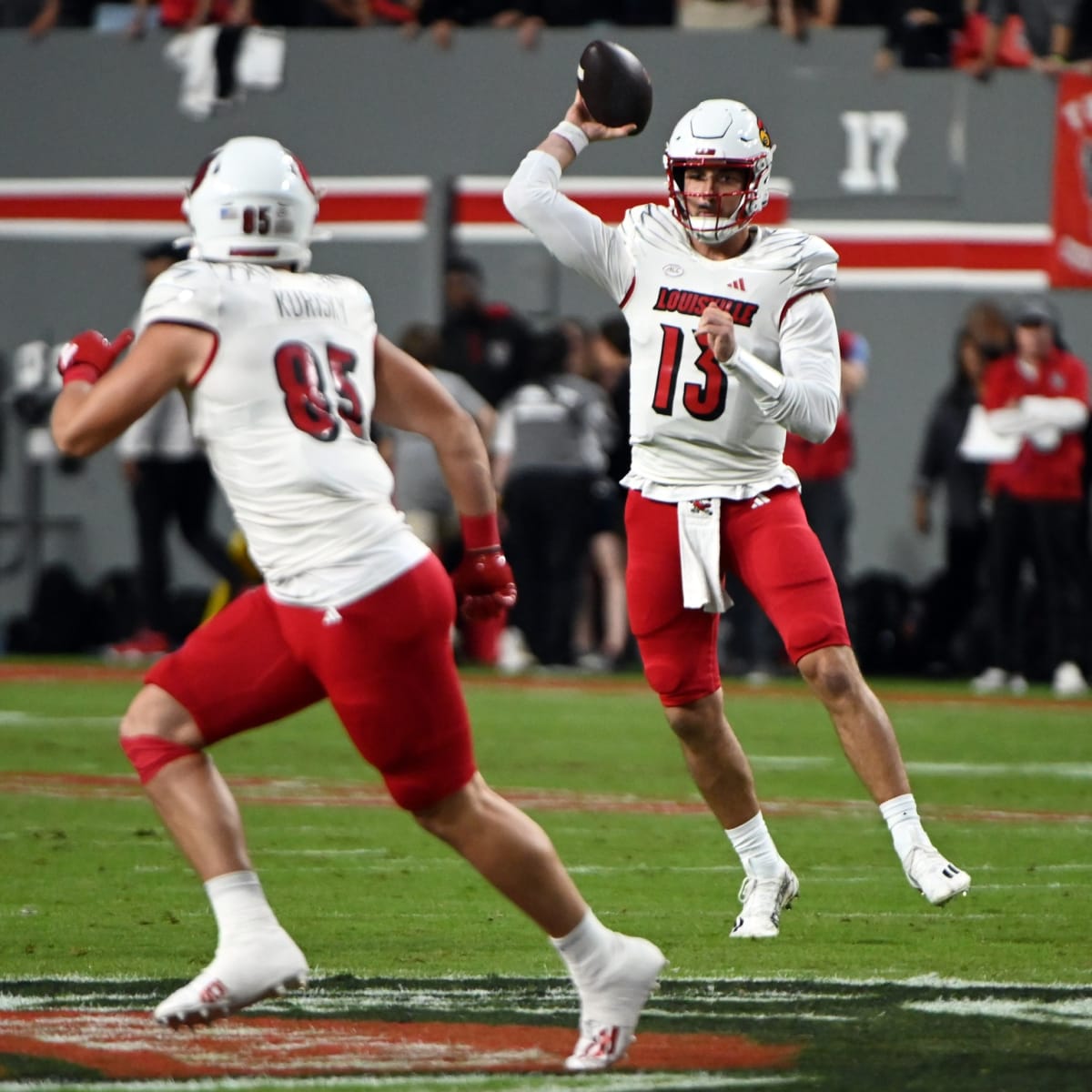 Louisville Football: 2017 season preview, predictions