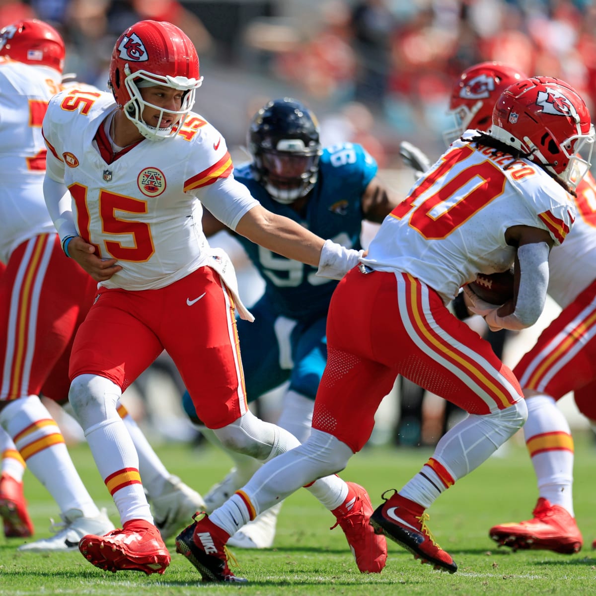 NFL opener best bets: Lions will score, target Chiefs' Pacheco