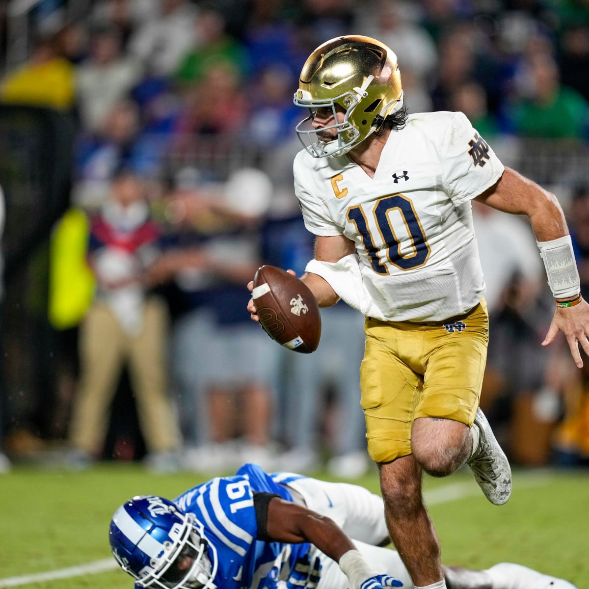 Photo Gallery, From the Vault: Notre Dame 20 UCLA 17