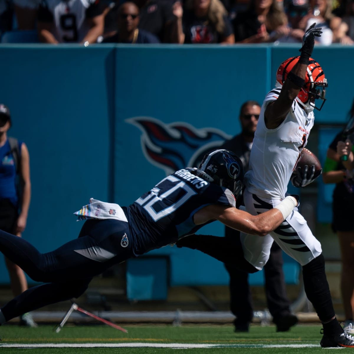 PHOTO GALLERY: Best Pictures From Tennessee Titans' Win Over the Cincinnati  Bengals - Sports Illustrated Tennessee Titans News, Analysis and More