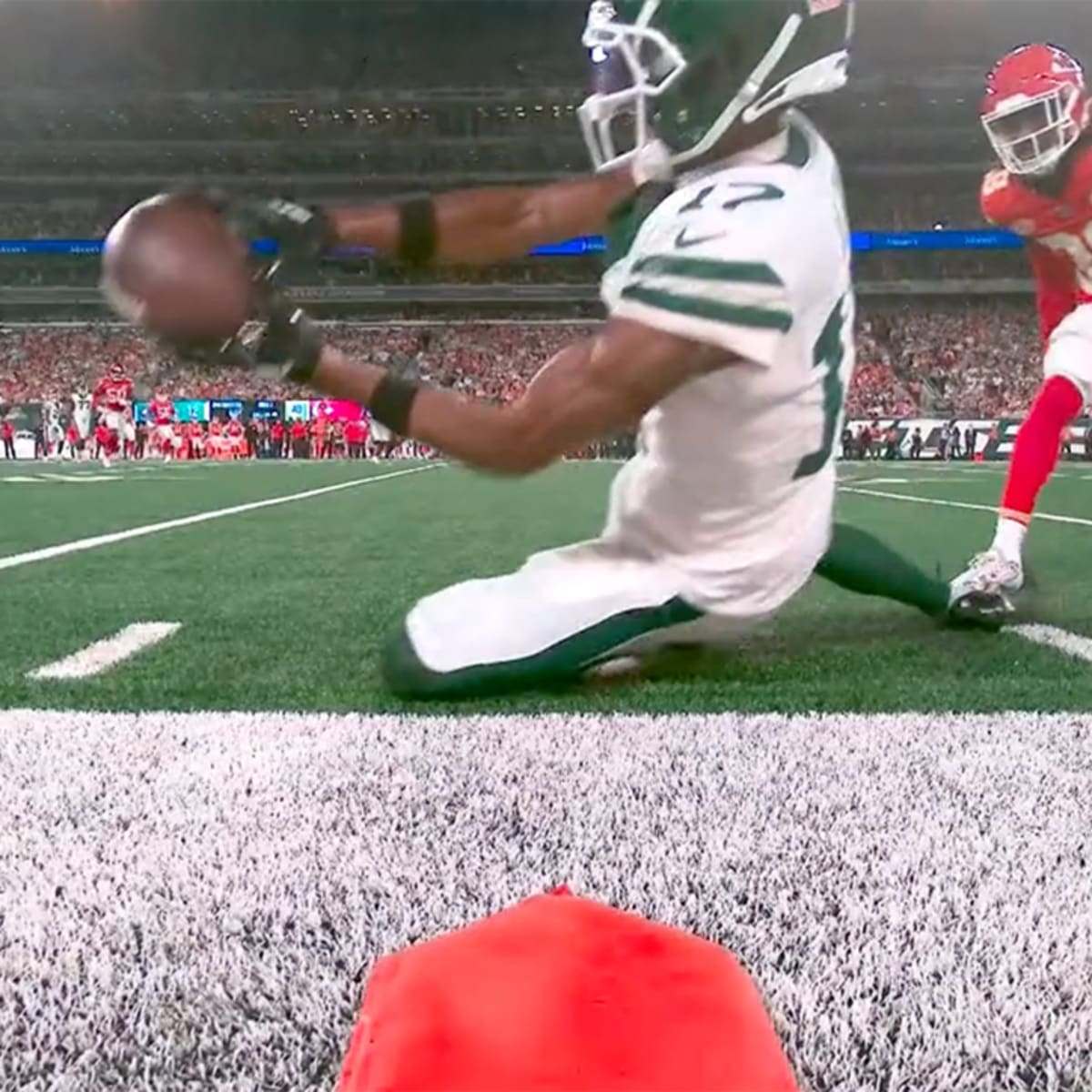 NFL Fans Furious With Refs In Jets vs. Chiefs Game - The Spun