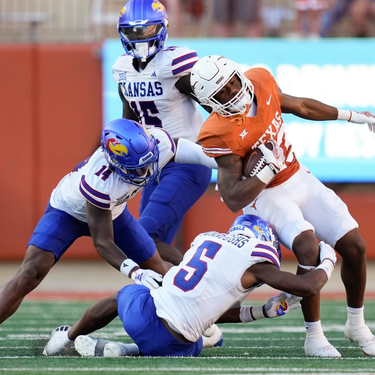 The Kansas Jayhawks drop their final home series against the Texas  Longhorns - Blue Wings Rising