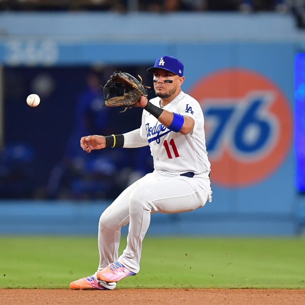 Dodgers News: Miguel Rojas Puts World Series or Bust Label on 2023