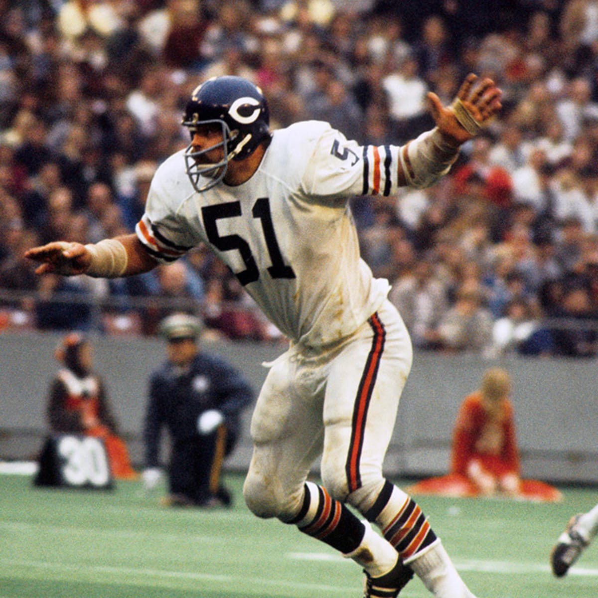 10 Best Chicago Bears Linebackers of All Time - Sports Illustrated