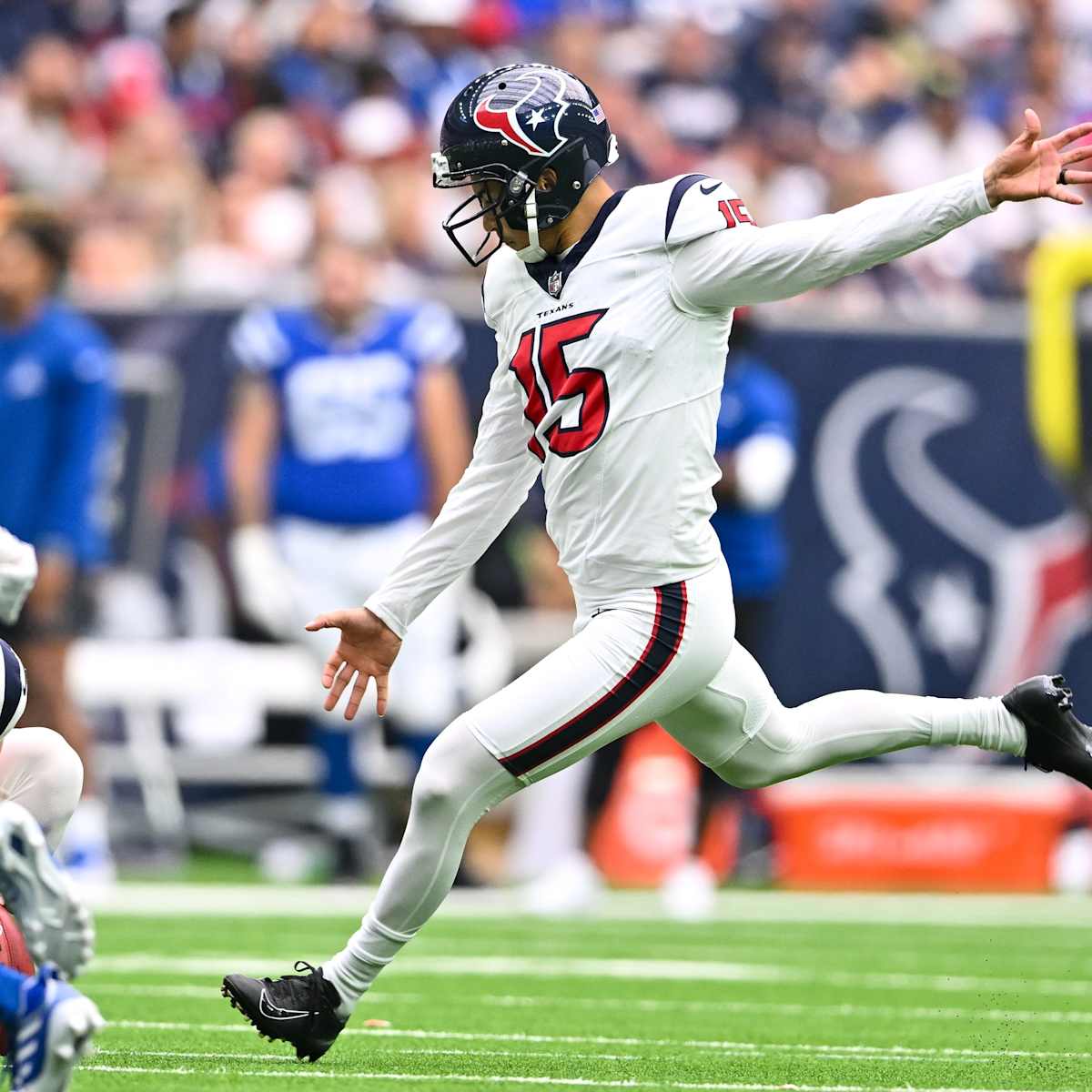 Nico Collins' Big Day Helps Houston Texans Dominate Pittsburgh Steelers -  Sports Illustrated Houston Texans News, Analysis and More