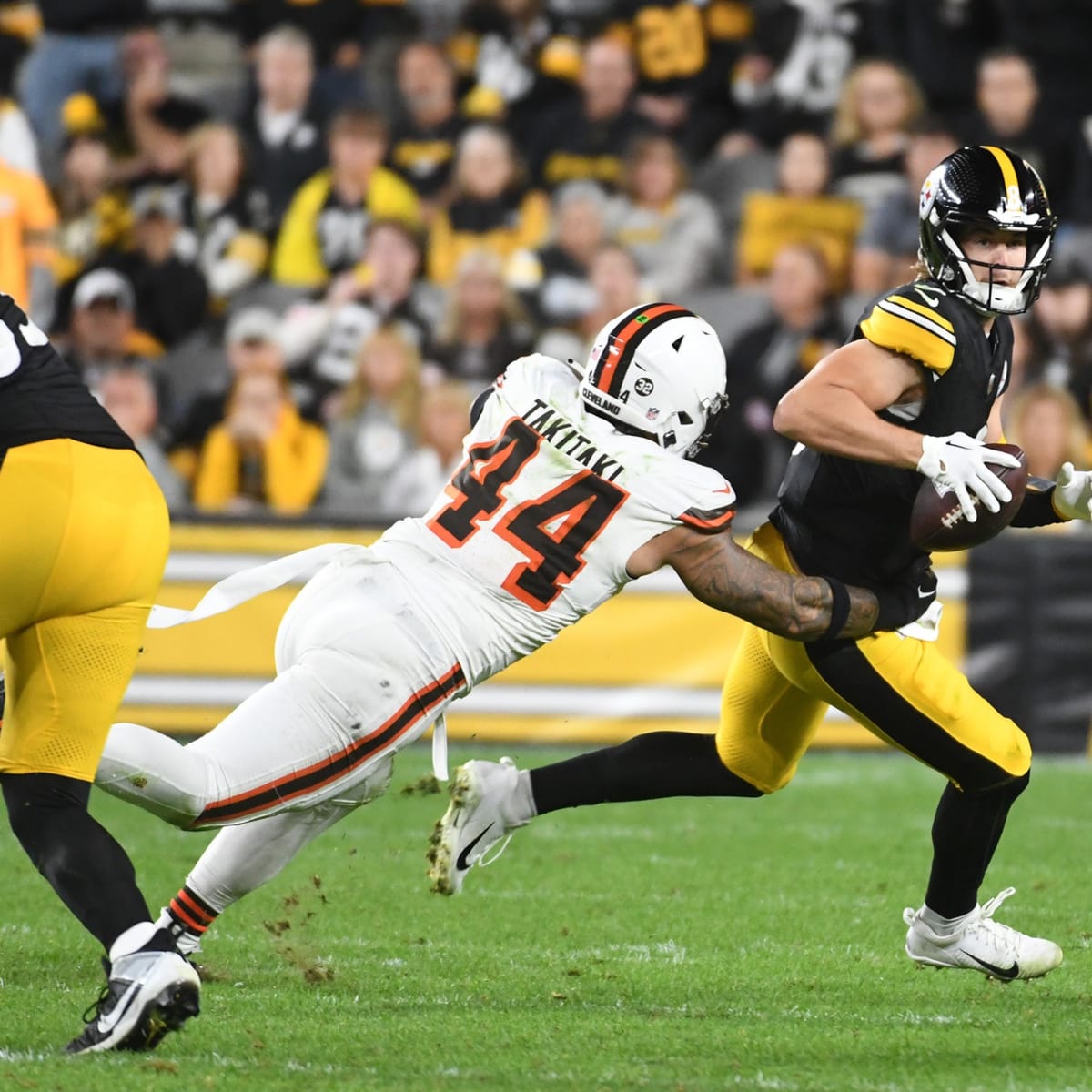 How to watch the Cleveland Browns take on the Pittsburgh Steelers