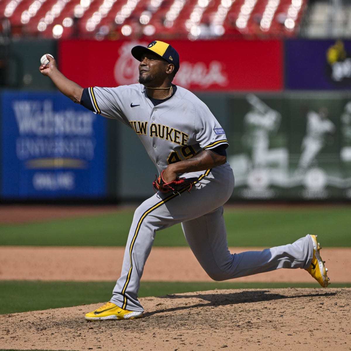 Julio Teheran has persevered by making adjustments - Brew Crew Ball