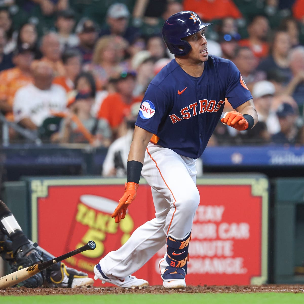 Former All-Star Michael Brantley is '100% Available' For Houston Astros in  ALDS - Fastball
