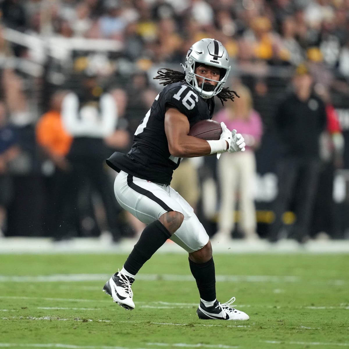 Las Vegas Raiders' receiver Jakobi Meyers returns to action - Sports  Illustrated Las Vegas Raiders News, Analysis and More