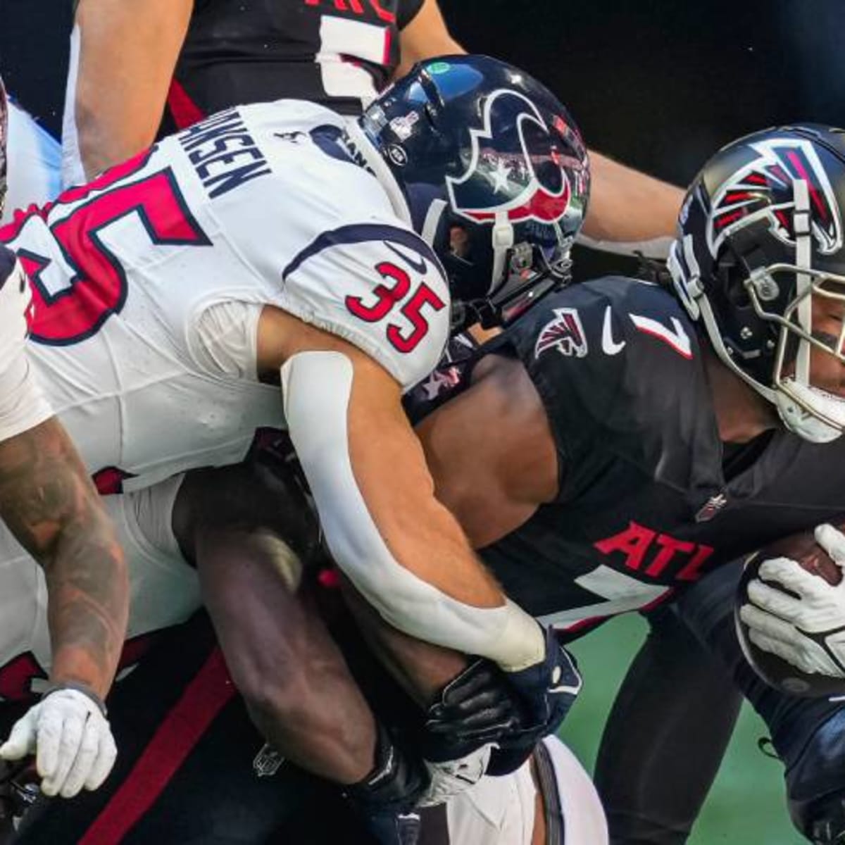 2023 NFL fantasy football rankings: Falcons RB Bijan Robinson