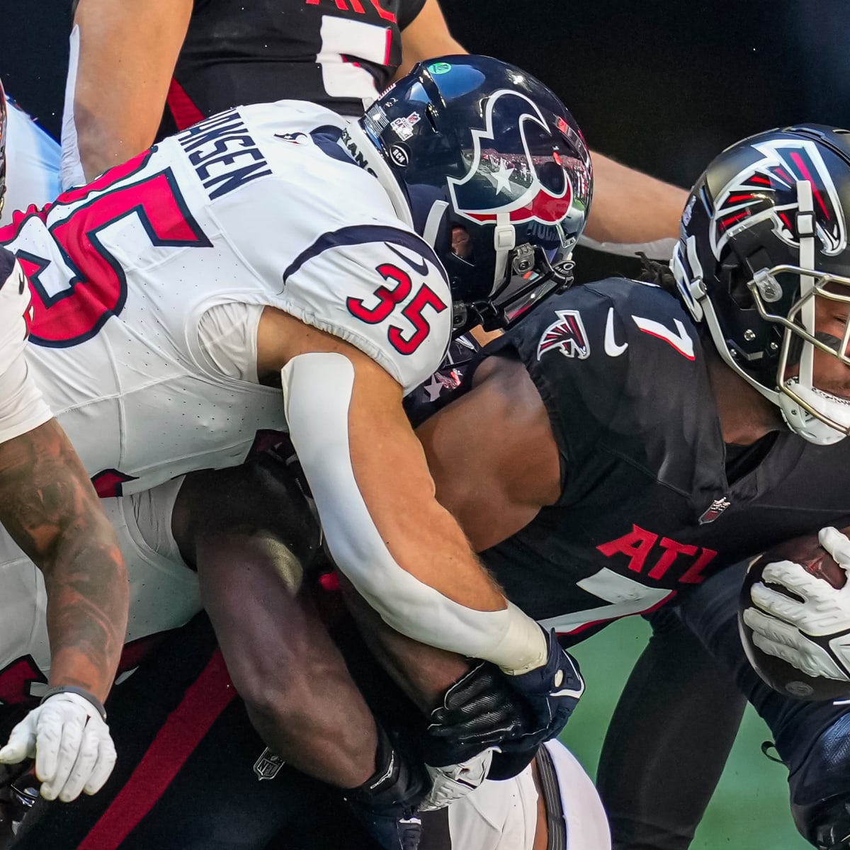 Falcons 28 - 49ers 14 instant recap: Atlanta wins big on a day where the  injuries pile up - The Falcoholic