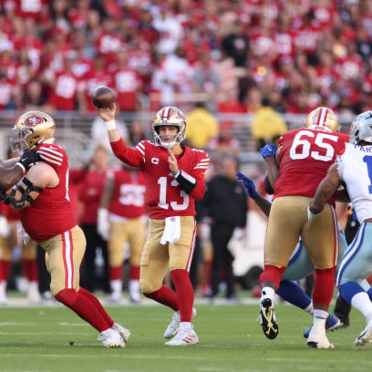 Dallas Cowboys linebacker Micah Parsons (11) before an NFL divisional round  playoff football game against the San Francisco 49ers in Santa Clara,  Calif., Sunday, Jan. 22, 2023. (AP Photo/Godofredo A. Vásquez Stock