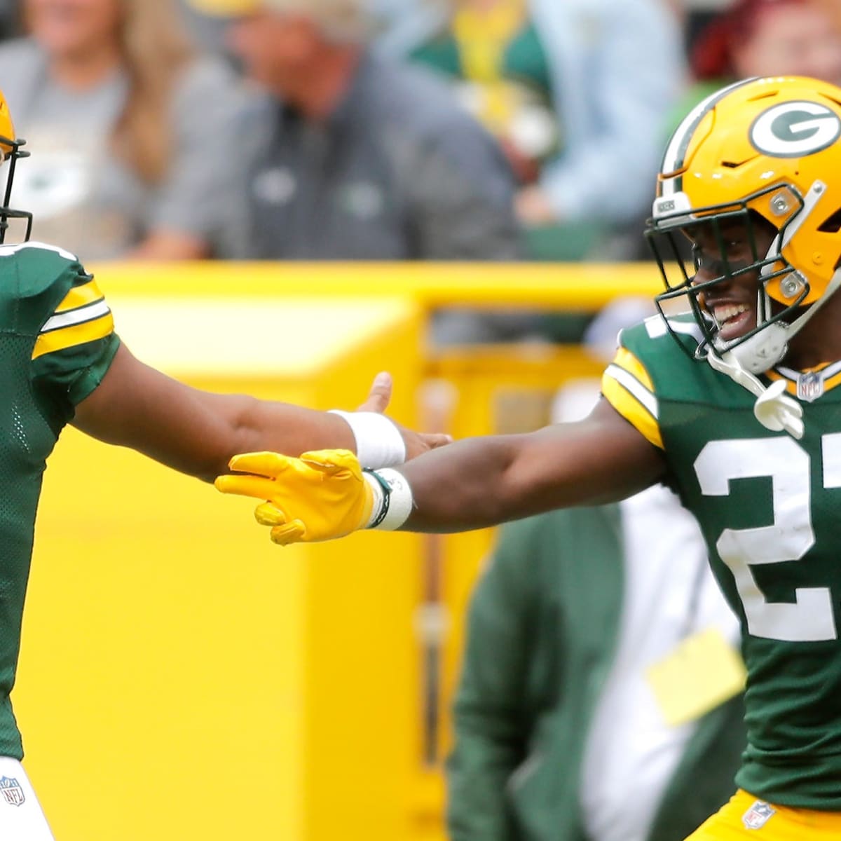 Packers Offer 'Encouraging' Update on Injured Aaron Jones