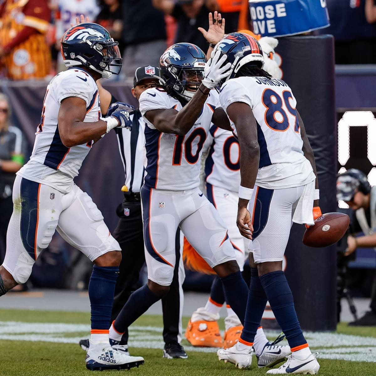 Tennessee Titans vs Denver Broncos Week 10 game photos