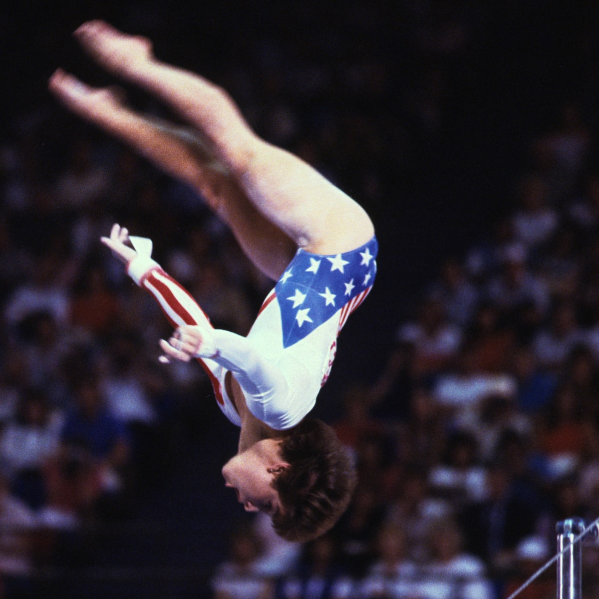 Mary Lou Retton: Olympics Legend 'Fighting for Her Life' Due to Pneumonia,  per Family - Sports Illustrated