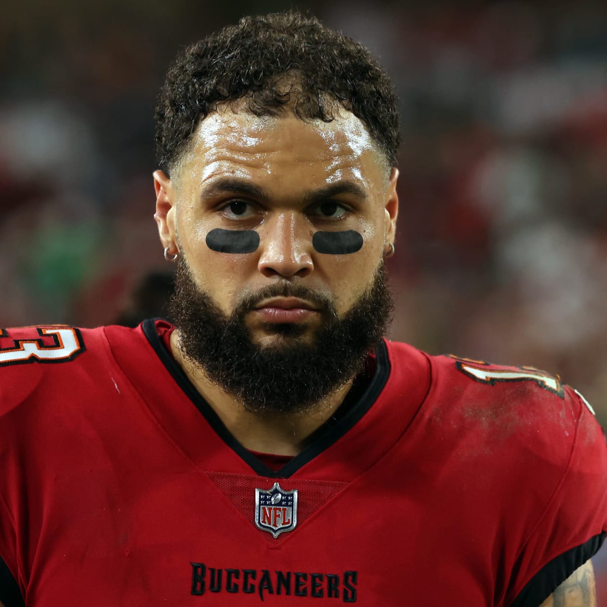 Is Mike Evans Injured or Healthy?