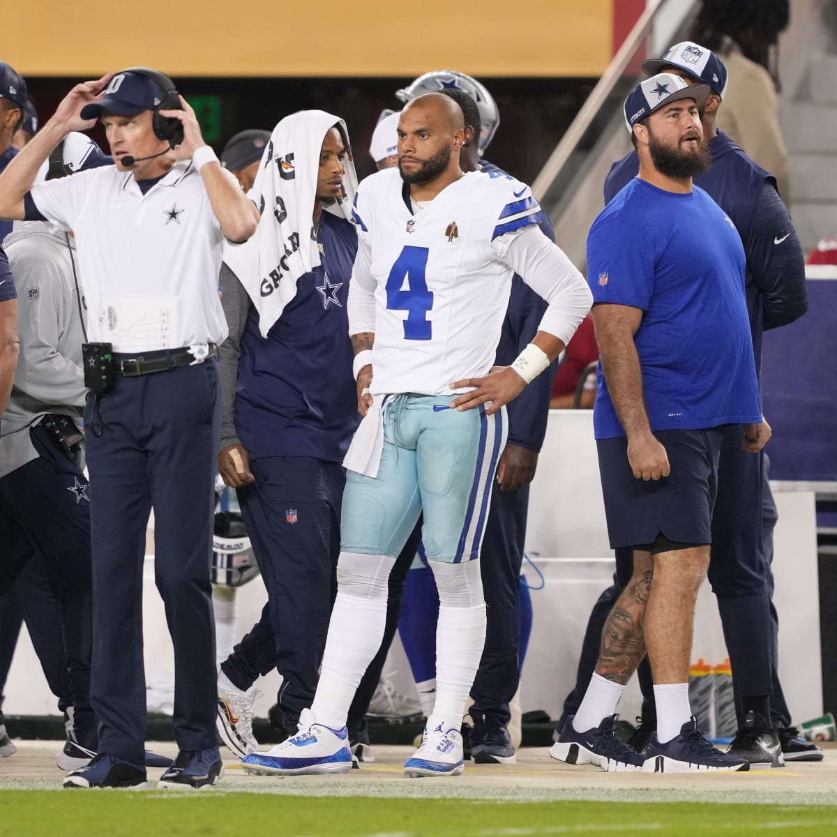 Behind the scenes of Cowboys giving back, including Dak balancing