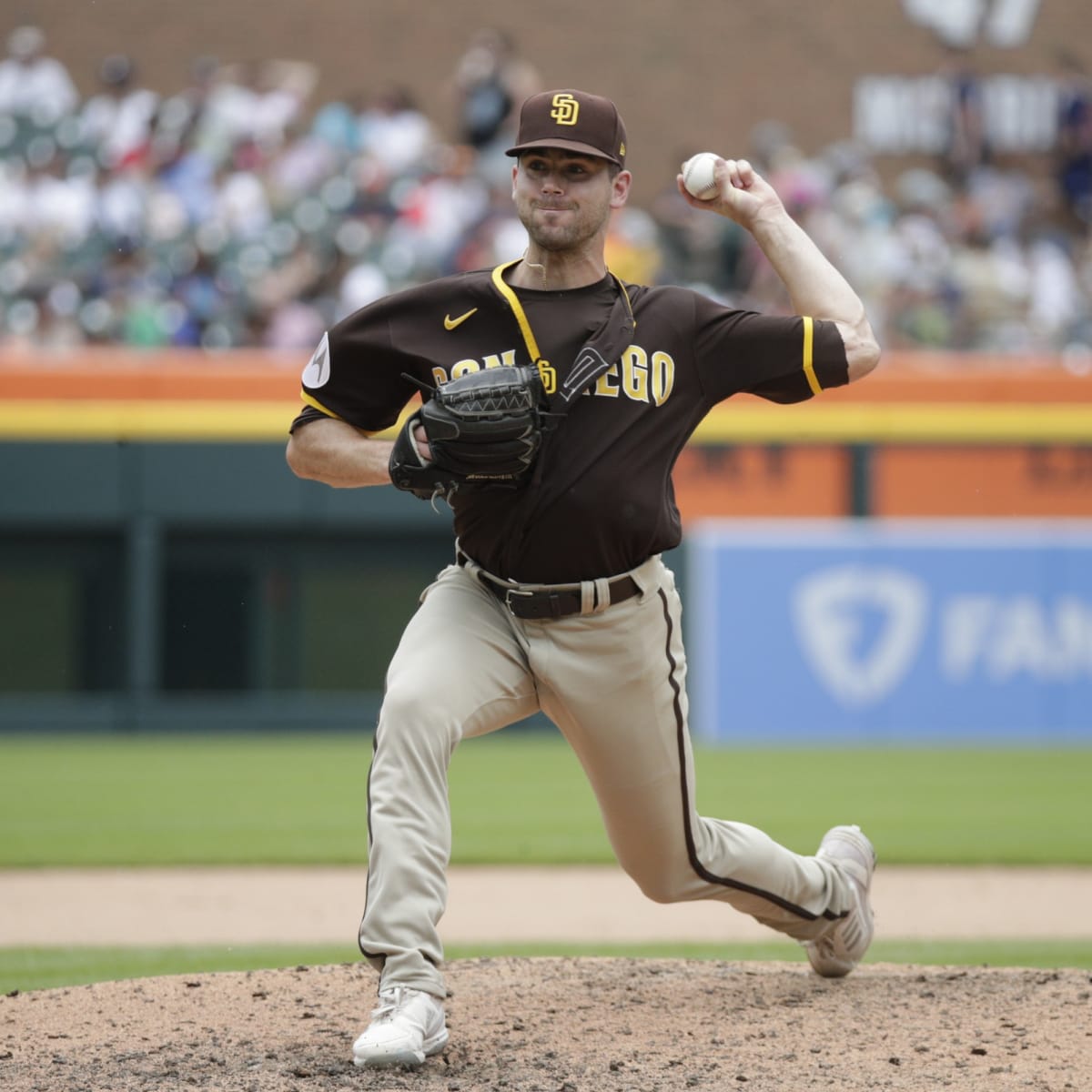 Padres edge A's, give rookie hurler first major league win