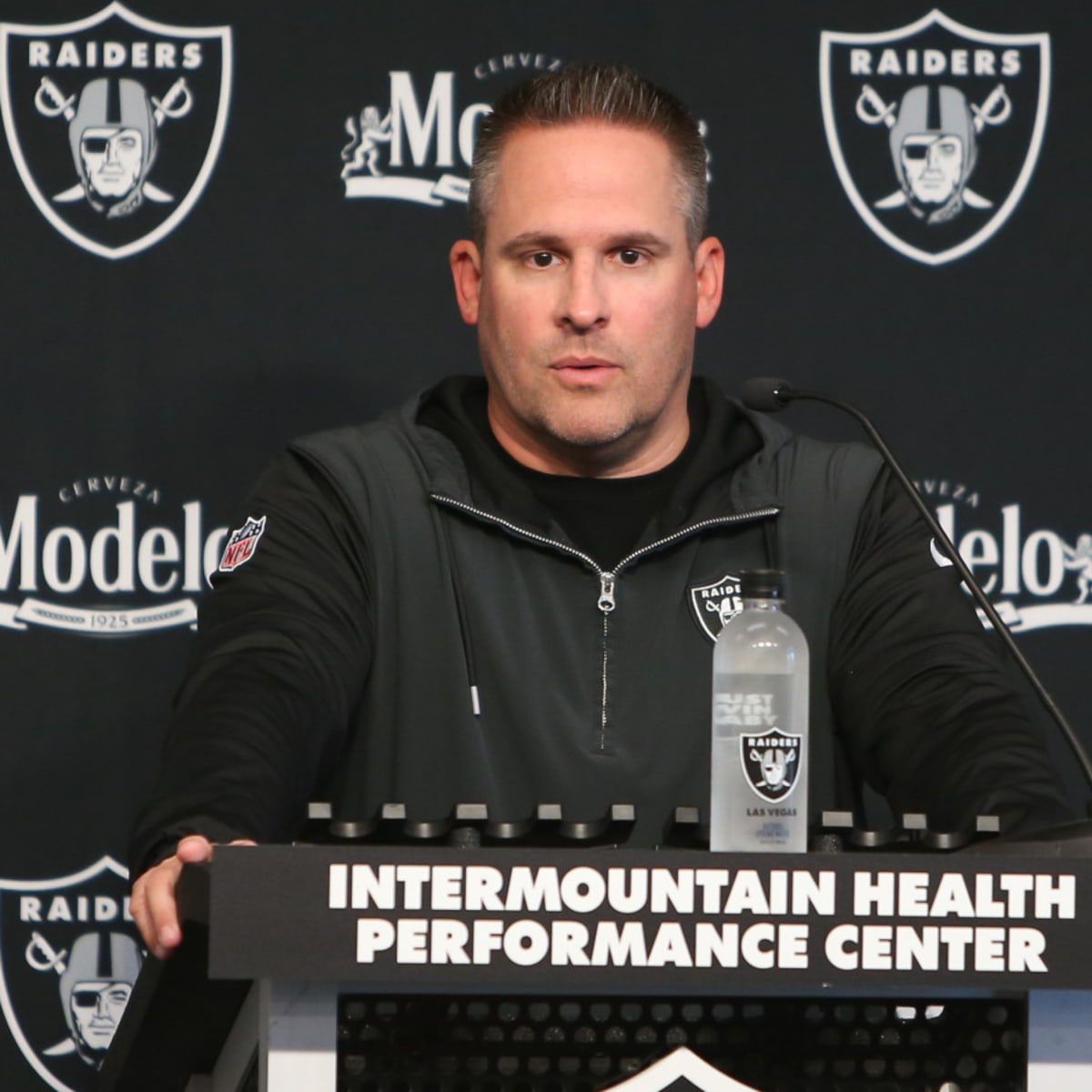 Las Vegas Raiders Insider Podcast: Pittsburgh Steelers game biggest for  Josh McDaniels - Sports Illustrated Las Vegas Raiders News, Analysis and  More