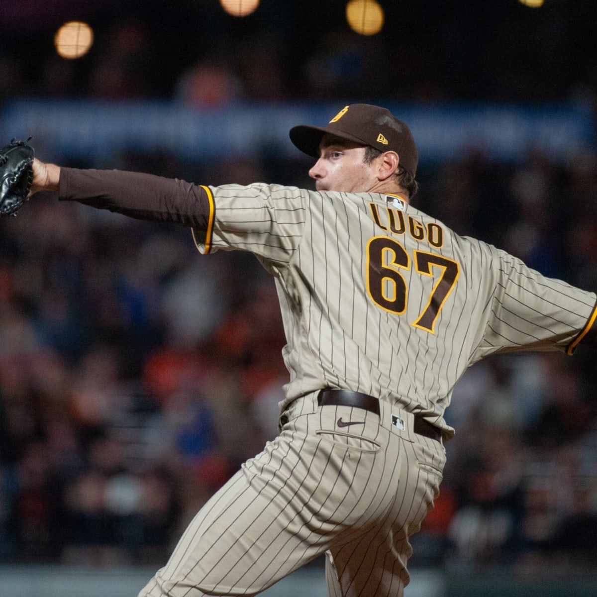 Padres beat out Dodgers for Seth Lugo in MLB free agency