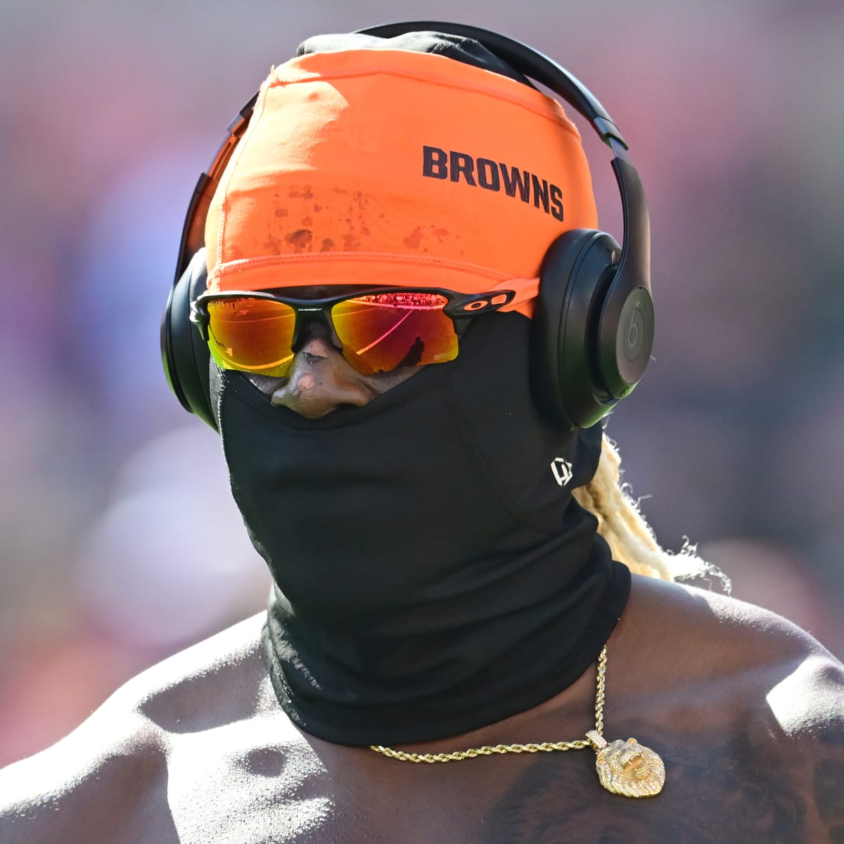 Cleveland Browns' David Njoku burned in fire pit accident