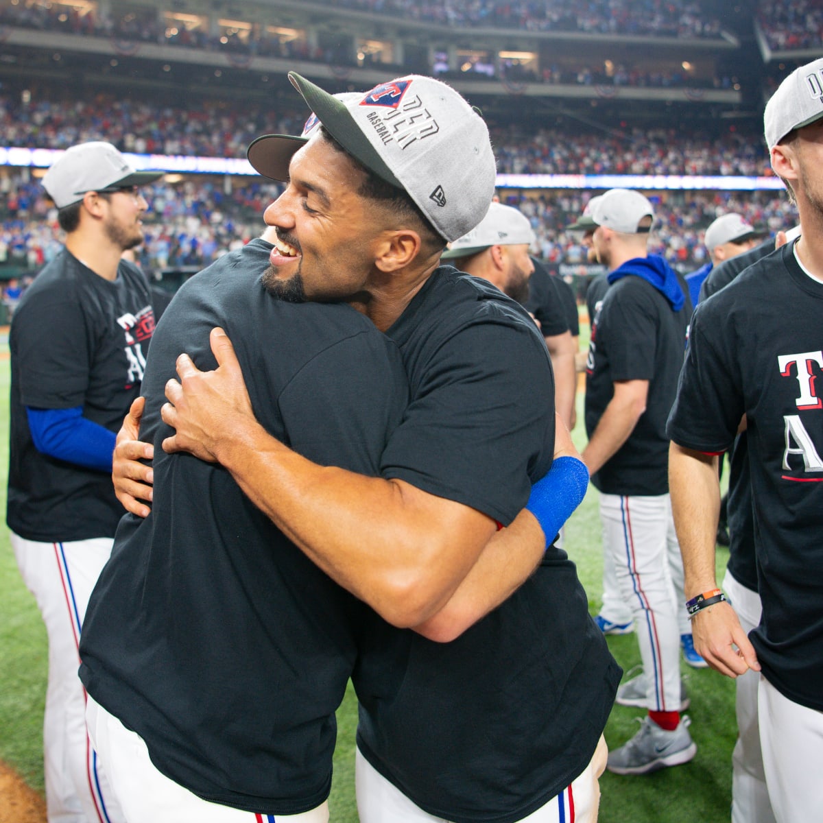 texas-rangers-marcus-semien-and-wife-schedule-daughter-s-birth-b
