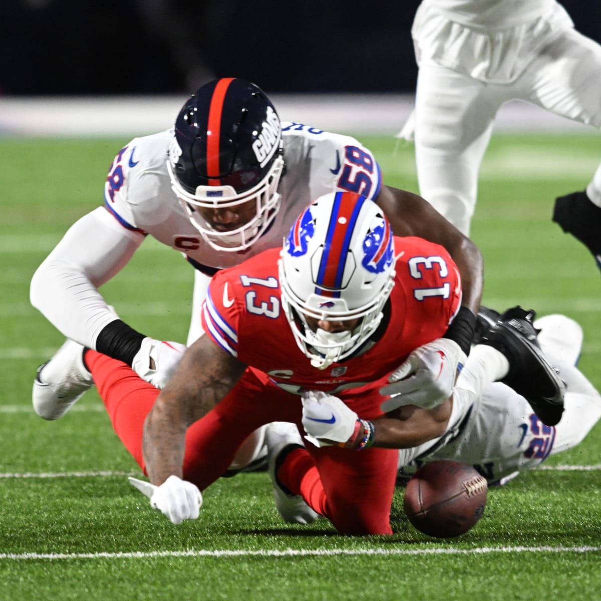 New York Giants Take 6-0 Lead Over Buffalo at Half - Sports Illustrated New  York Giants News, Analysis and More