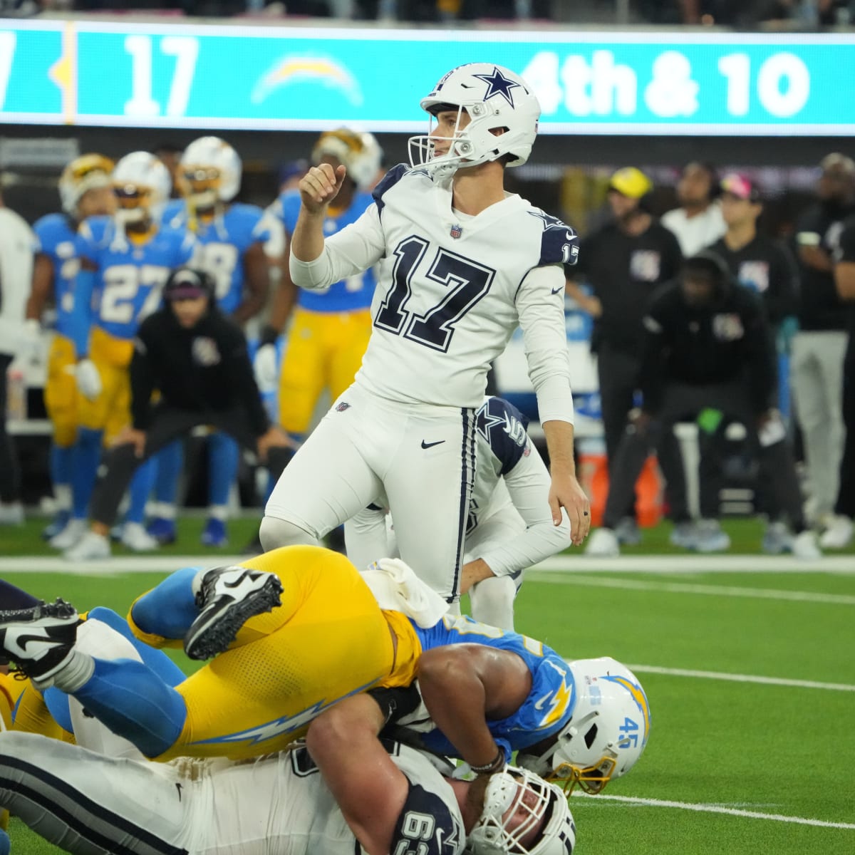 Staley, Chargers feeling the pressure with an 0-2 start and a pair of close  losses - The San Diego Union-Tribune