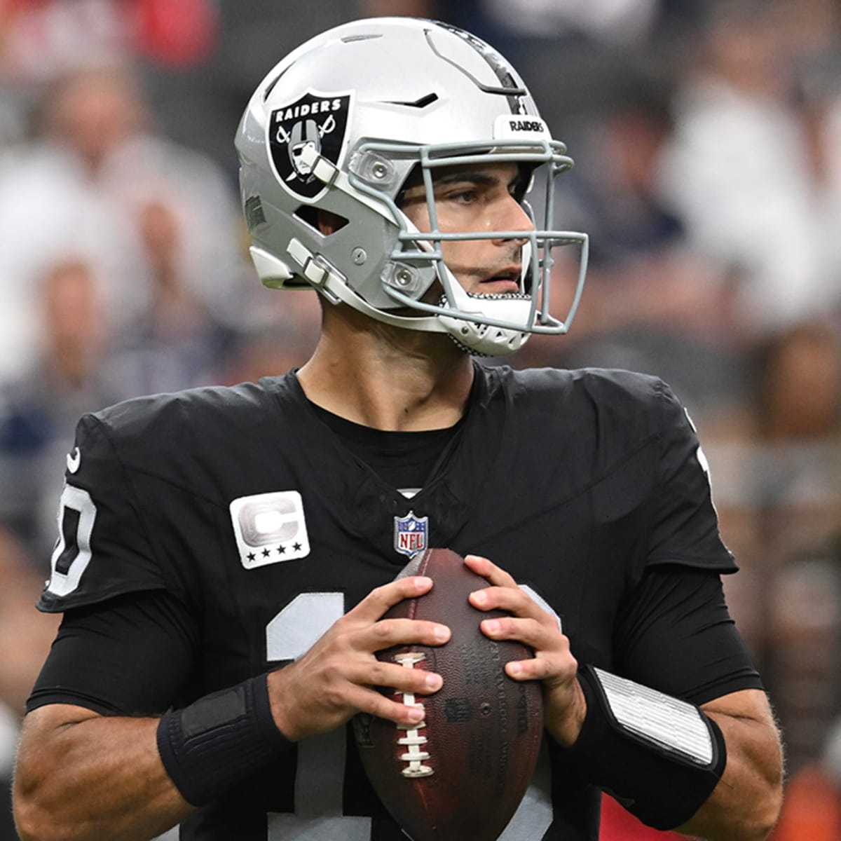 Raiders inews: Unclear if Jimmy Garoppolo plays at Detroit on