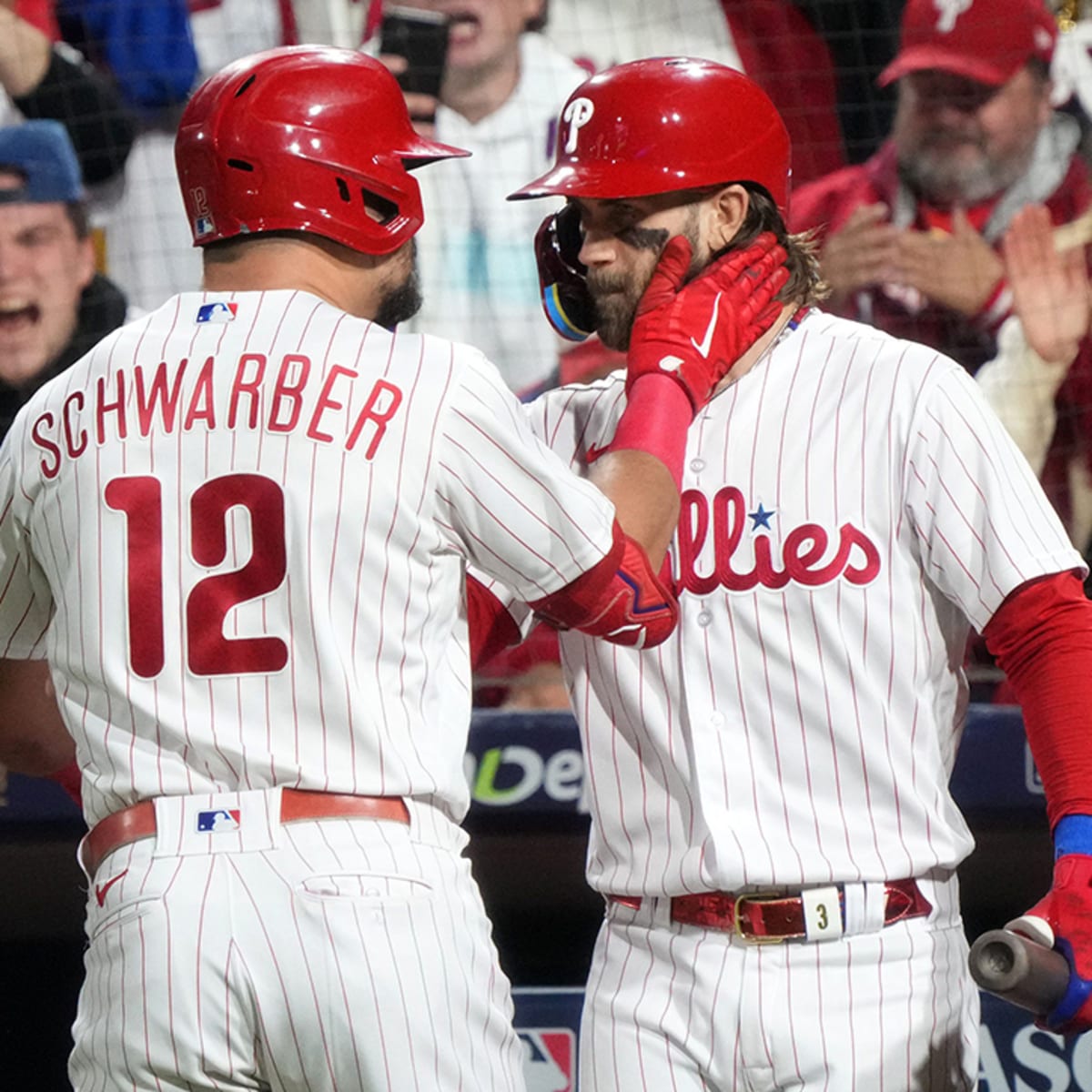 Kyle Schwarber and Bryce Harper hit home runs in the sixth inning against  the Diamondbacks