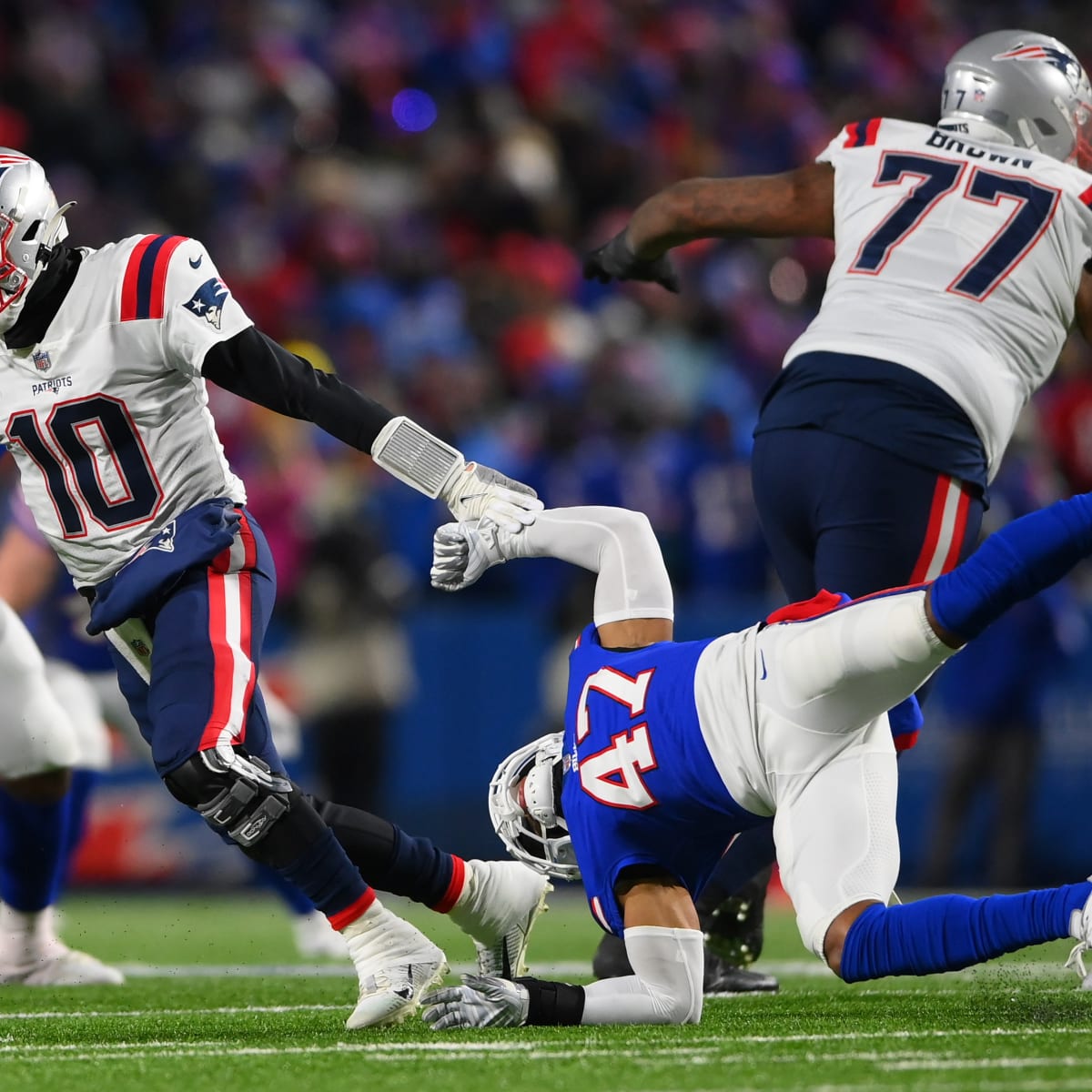 NFL: Mac Jones stages late-game heroics as New England Patriots beat  Buffalo Bills 29-25