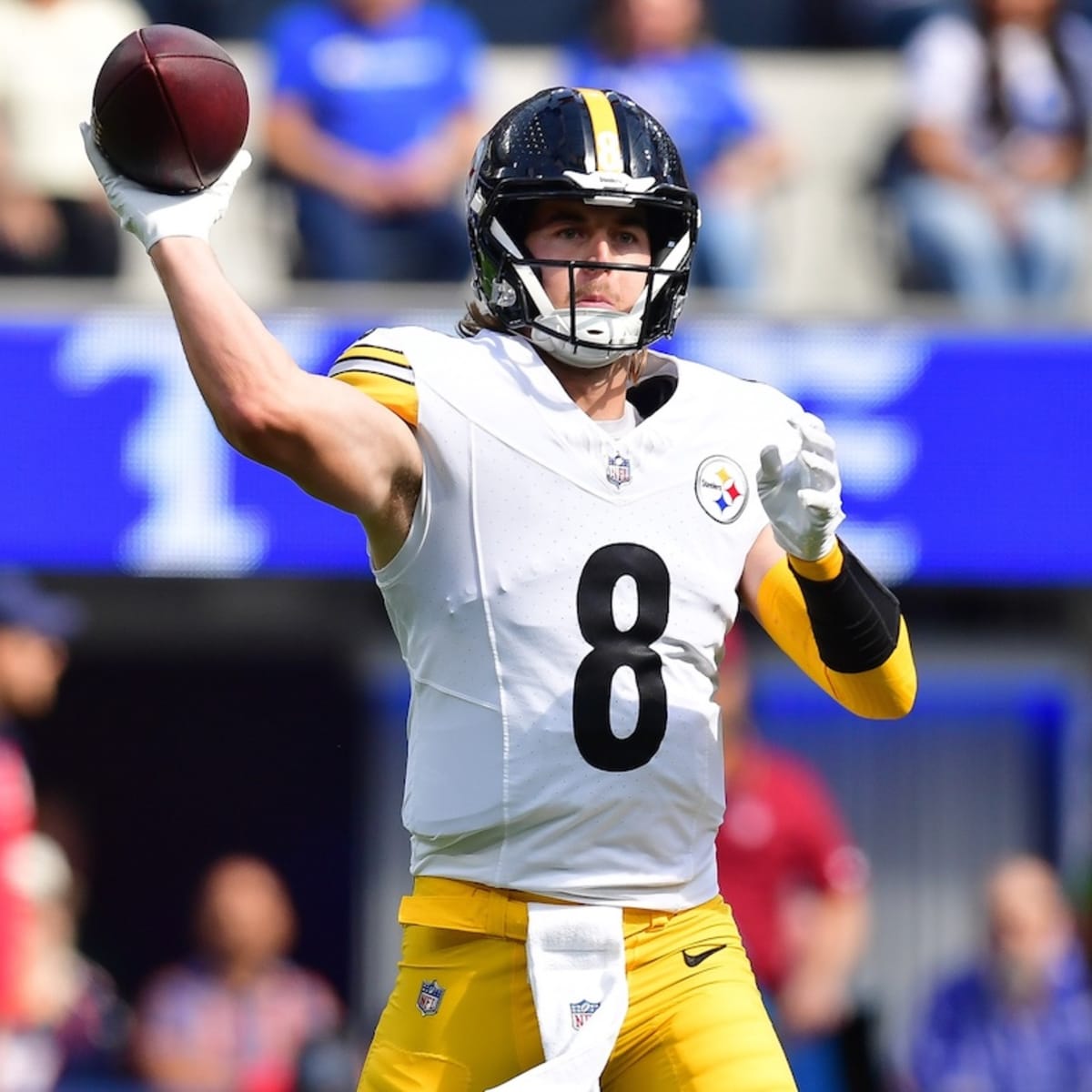 Mike Tomlin shouts out Joey Porter Jr. after win over Rams