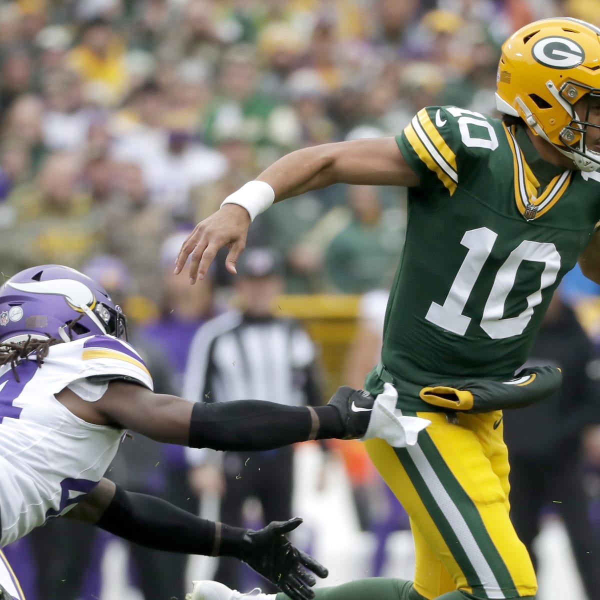 Comparing Jordan Love's First Eight Games to Aaron Rodgers in 2008 - Sports  Illustrated Green Bay Packers News, Analysis and More