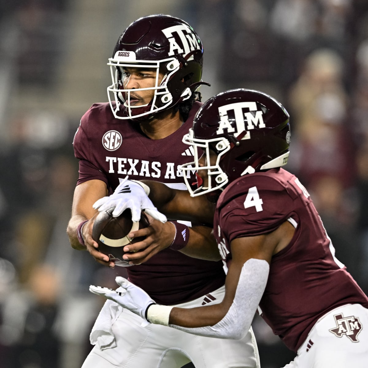 Texas A&M Aggies vs. LSU Tigers Week 13: Offensive Players to Watch -  Sports Illustrated Texas A&M Aggies News, Analysis and More