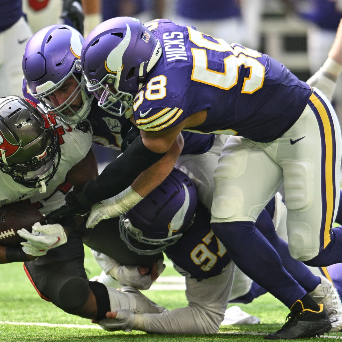 Vikings bring back LB Anthony Barr on practice squad; Jordan Hicks goes on  injured reserve - The San Diego Union-Tribune