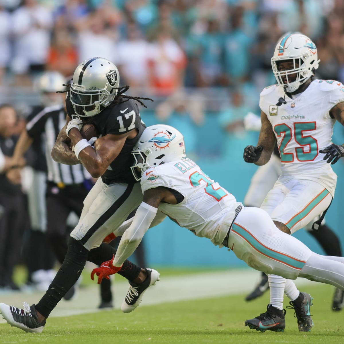 Miami Dolphins narrowly escape gritty Las Vegas Raiders in Miami, 20-13 - Sports Illustrated Las Vegas Raiders News, Analysis and More