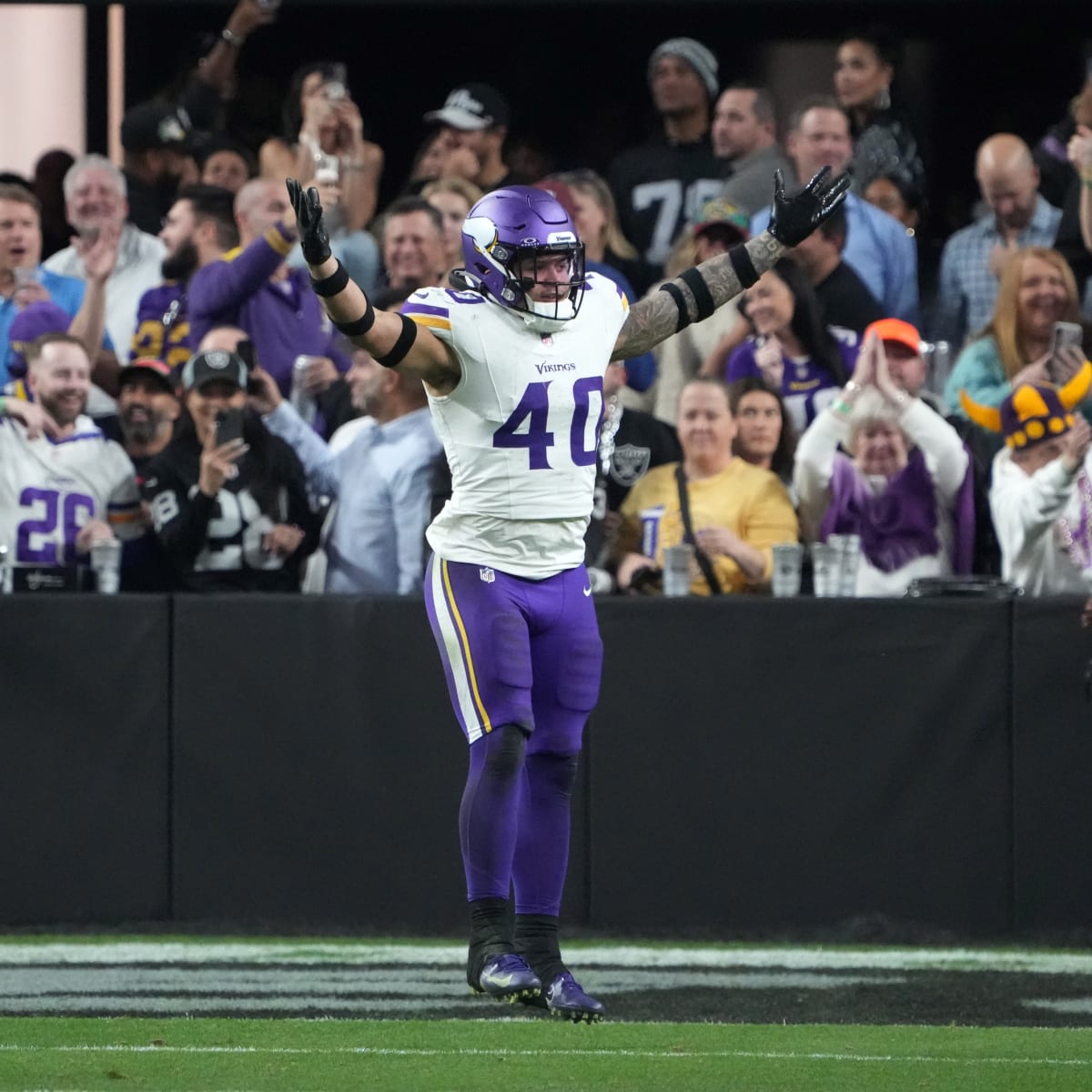 He's just so tenacious': Vikings rookie Ivan Pace Jr. returns home to face  Bengals