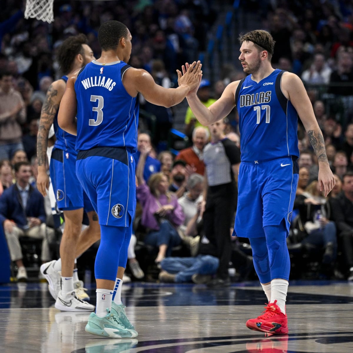 Luka Doncic's 39-Point Night Not Enough as Minnesota Timberwolves Snap  Weary Dallas Mavs' Win Streak - Sports Illustrated Dallas Mavericks News,  Analysis and More