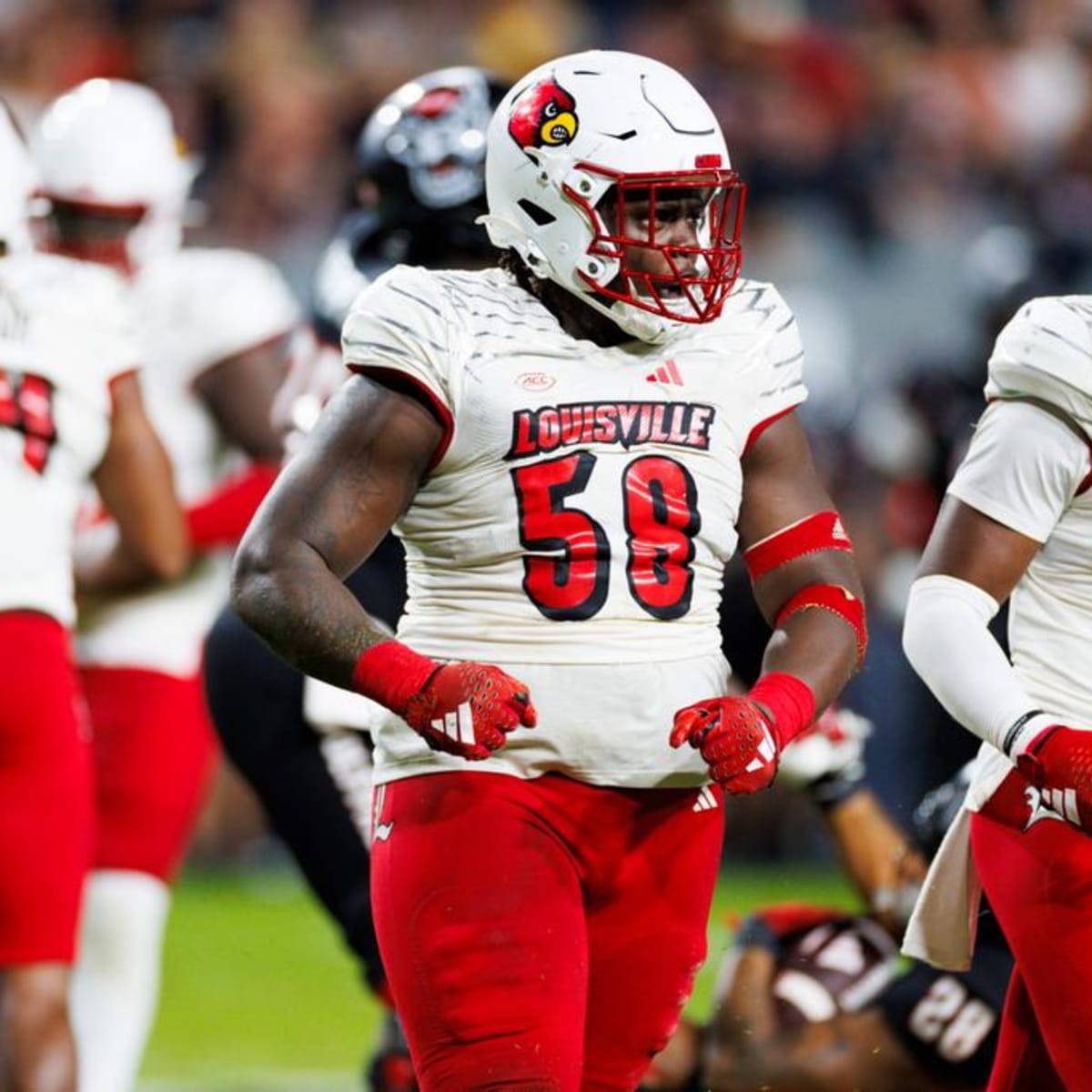 Report: Louisville DLs Jeffery Clark, Rodney McGraw Enter Transfer Portal -  Sports Illustrated Louisville Cardinals News, Analysis and More