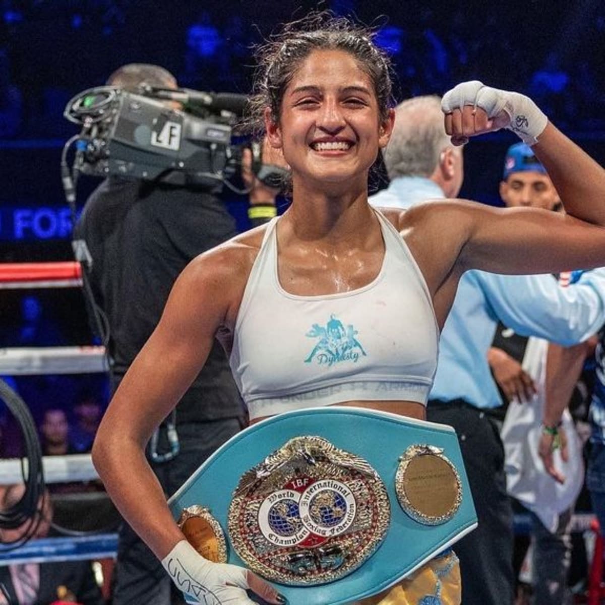 Gabriela Fundora To Fight Marlen Esparza For The Undisputed Flyweight  Championship In Las Vegas - Sports Illustrated Boxing News, Analysis and  More