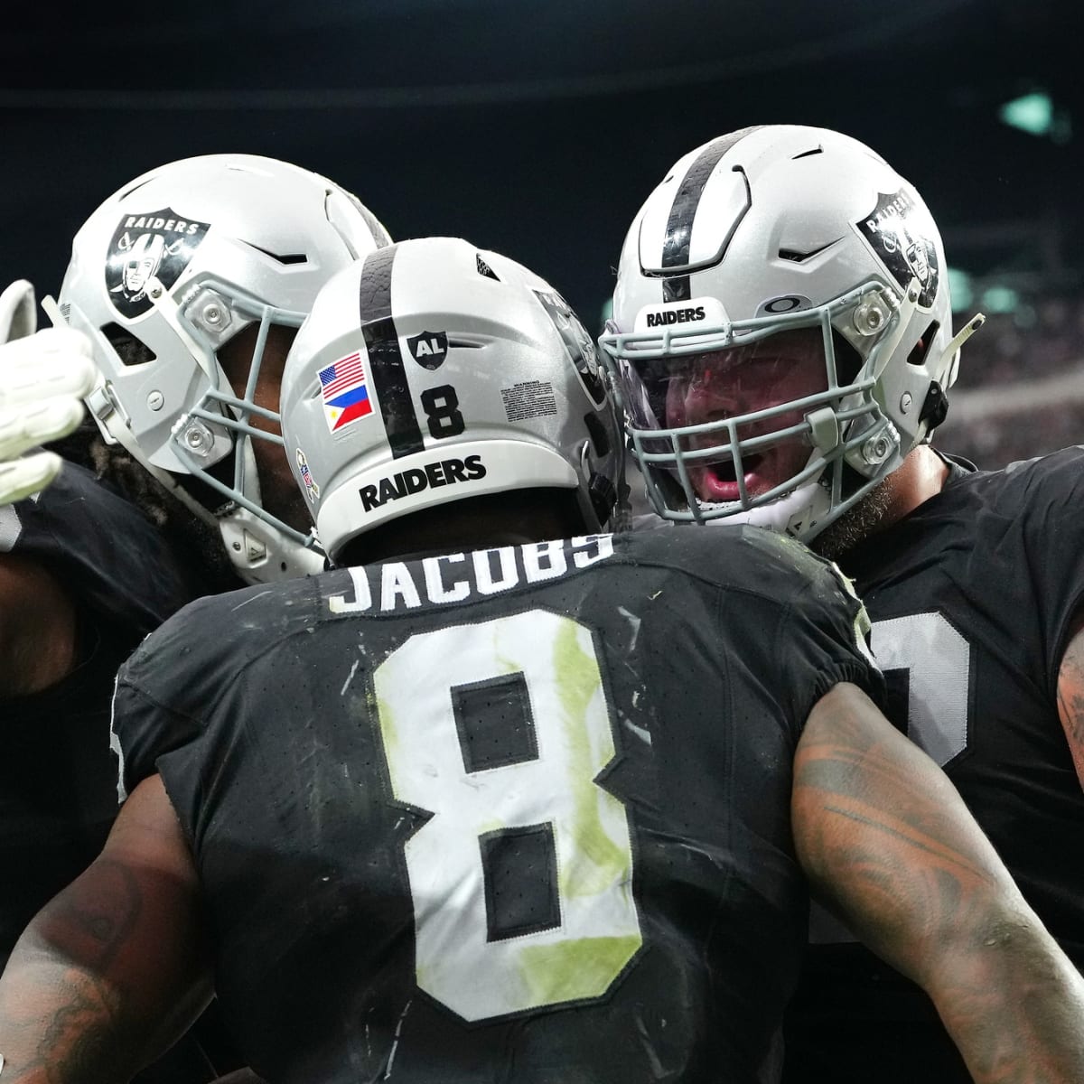 Are the Las Vegas Raiders now set at running back for 2024?