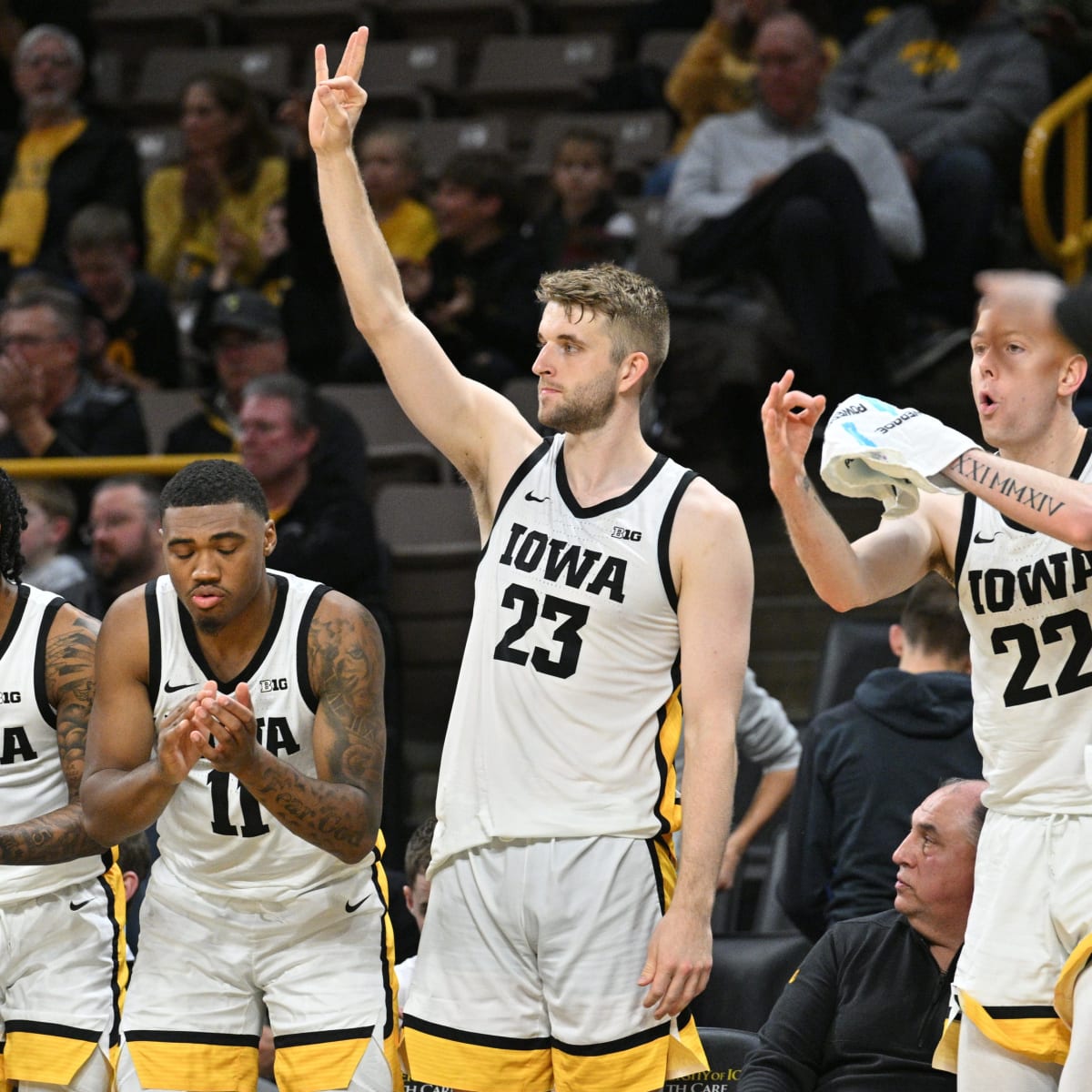 Meet the Opponent: Iowa Brings High-Powered Offense, Struggling Defense to  Indiana - Sports Illustrated Indiana Hoosiers News, Analysis and More