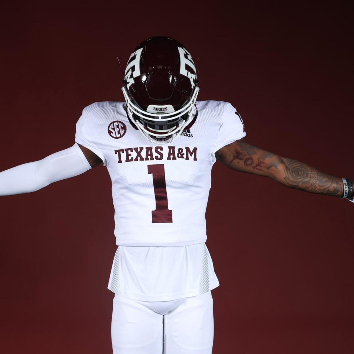 Texas A&M signs best college football recruiting class ever