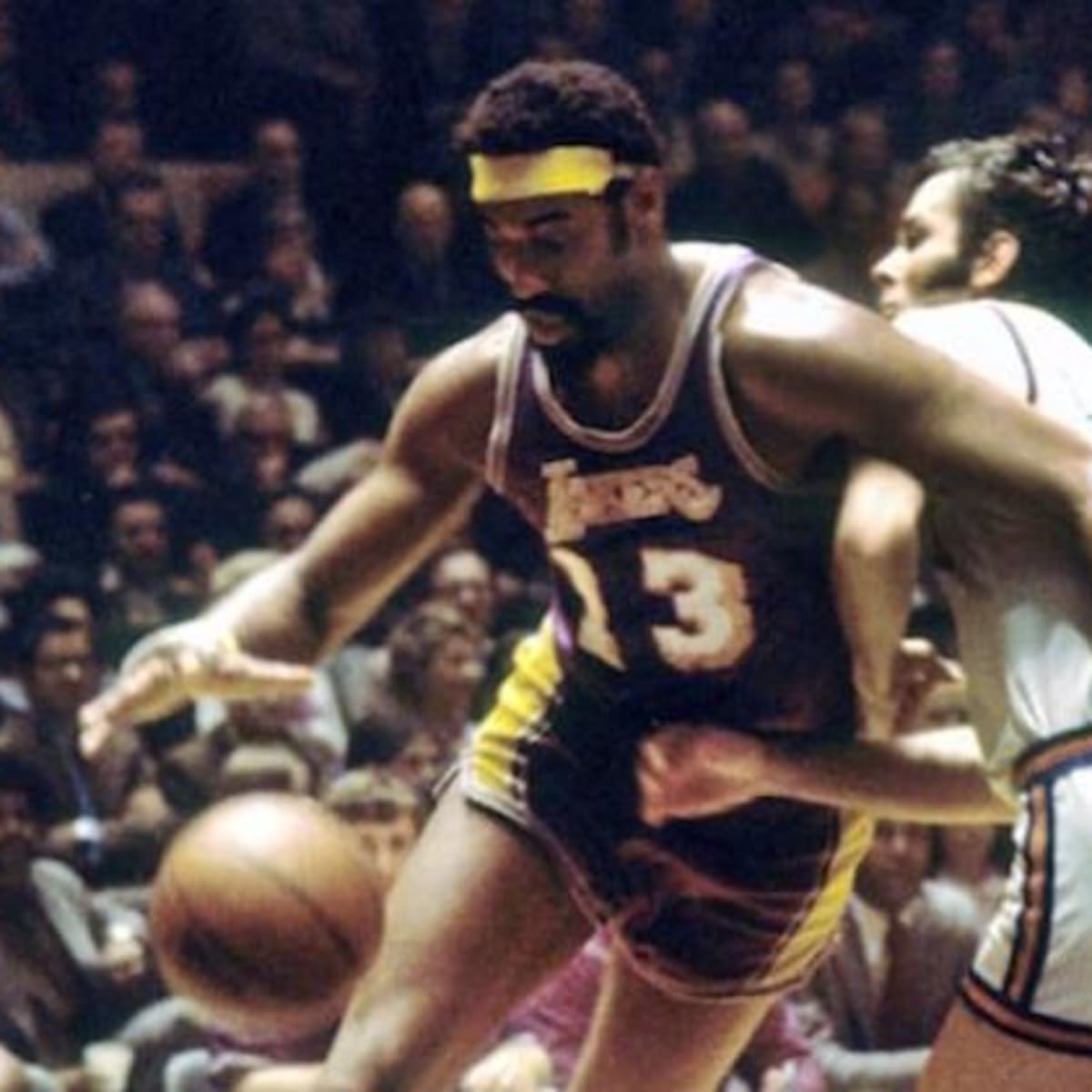Wilt Chamberlain's 1972 game-worn NBA Finals relic jersey expected