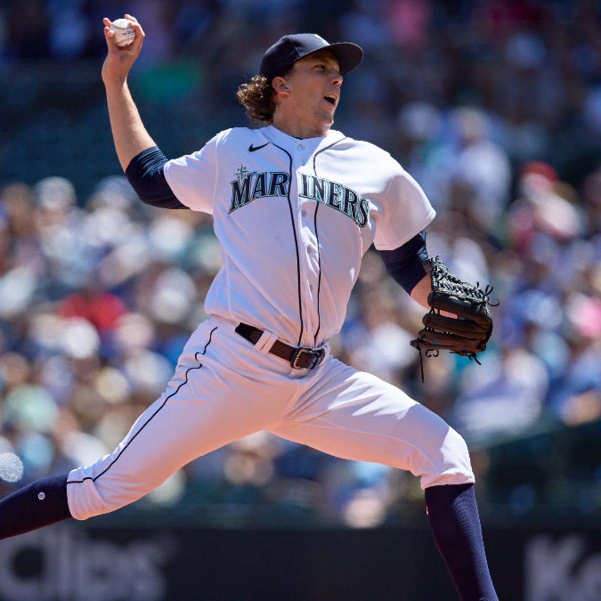 Report: Cardinals interested in Mariners' Gilbert
